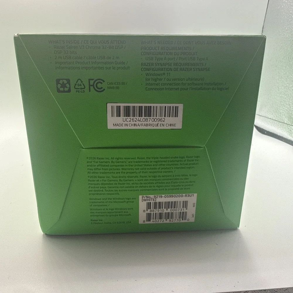 Razer Seiren V3 Chroma 32‐Bit DSP RGB USB-C Microphone In White Nib Review Unit